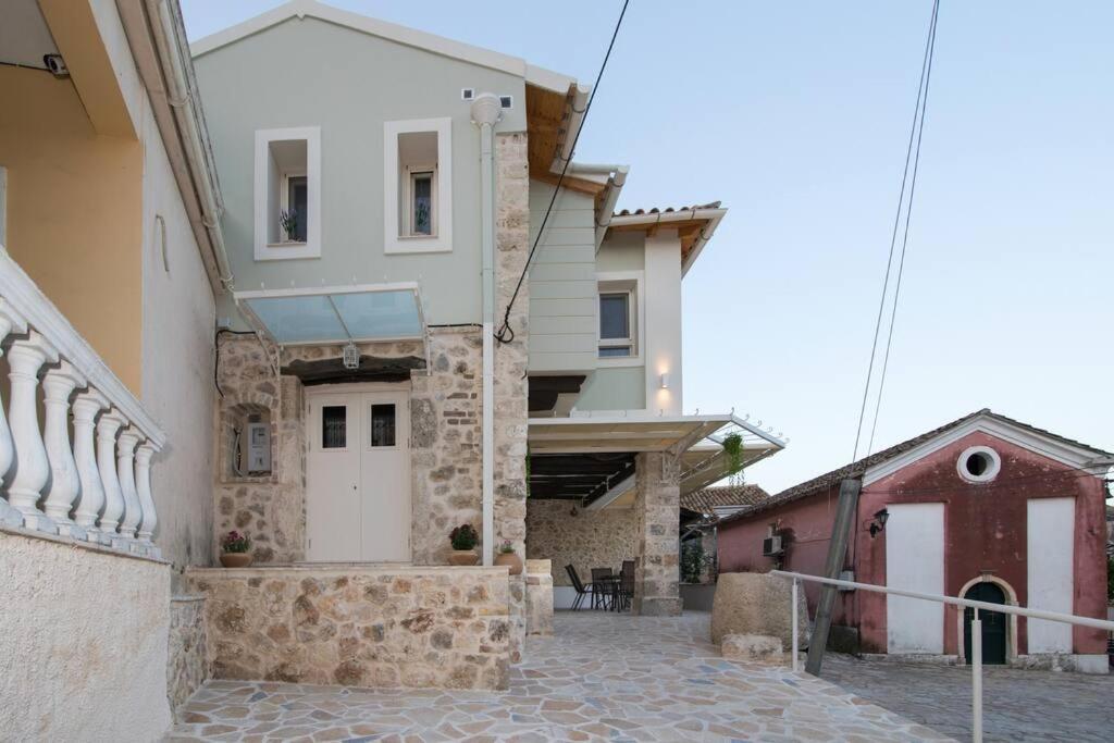 Nikolas est1773. Villa Áno Korakiána Exterior foto