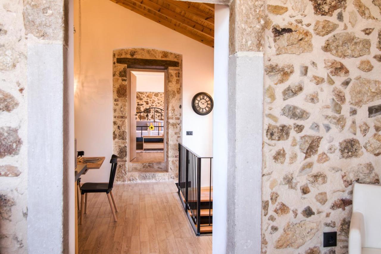 Nikolas est1773. Villa Áno Korakiána Exterior foto